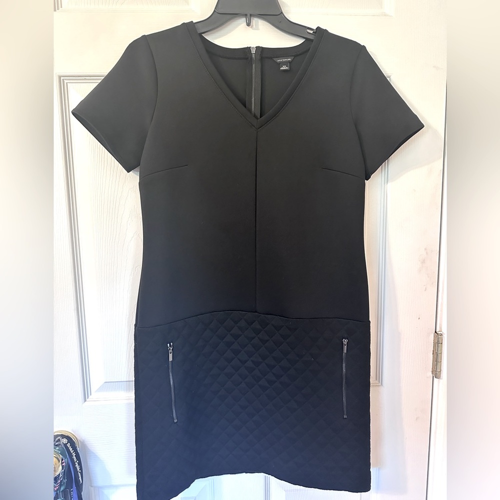 Black comfy dress